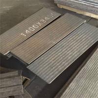 Quality Q235B Base Material High toughness 29 Mm (12+17mm) Thickness Chromium Carbide for sale