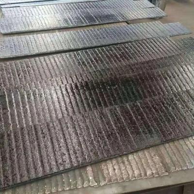 China Q235/Q345 Alta resistencia al desgaste/abrasión Hojas de acero de carburo de cromo soldado en venta