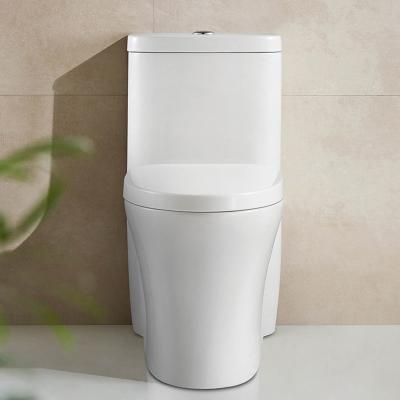 China Floor Mounted Elongated Bathroom Toilets With Clean Lines And Low Profile for sale