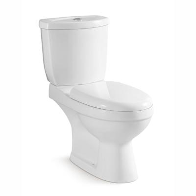 China Two Piece Jacuzzi Toilet 1.6 Gallons White Fully Glazed Flush 660x360x760mm for sale