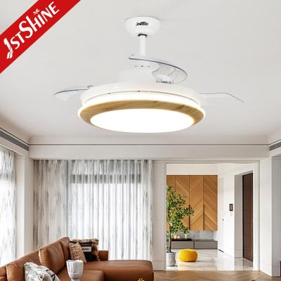 China 3 Retractable Blades 3 Light Color Changing Ceiling Fan For Living Bedroom Restaurant for sale