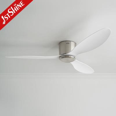 China Low Profile Light 52 Inch Plastic Ceiling Fan Dc Motor 6 Speeds Energy Saving for sale