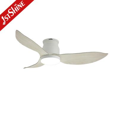 China Modern White Flush Mount Ceiling Fan With Light 6 Speed Remote Control for sale