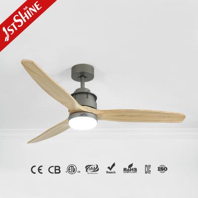 China 52 Inch DC Motor Plafondventilator met Massief Houten Bladen en LED-verlichting Te koop