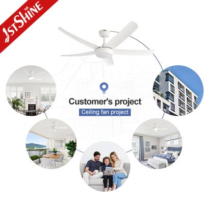 China Moderne plafondventilator van 52 inch met afstandsbediening en ingebouwd LED-licht voor stille koeling Te koop