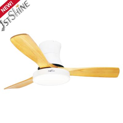 China Low Noise 48 Inch Color Changing Ceiling Fans With Lights And Remote Control for sale
