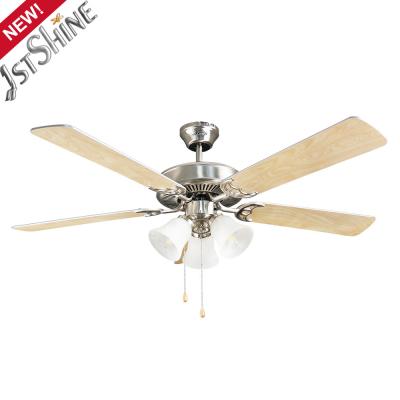 China Metal Classic Ceiling Fan With Light 5 Natural Solid Wood Blades for sale