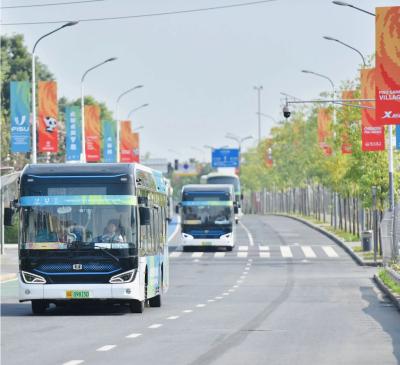 Cina 12m Electric City Bus With Lifepo4 Charging 46 Seats Mileage 200 - 700km in vendita