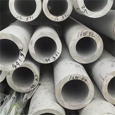 China 1.5-10m Hot Rolled Steel Pipe 201 304 316 High Strength Stainless Steel Seamless Pipe for sale