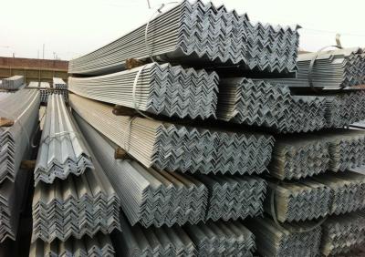 China Structural Carbon Steel Angle Bar EN S235JR S355JR 100x100 Equal Angle For Construction for sale