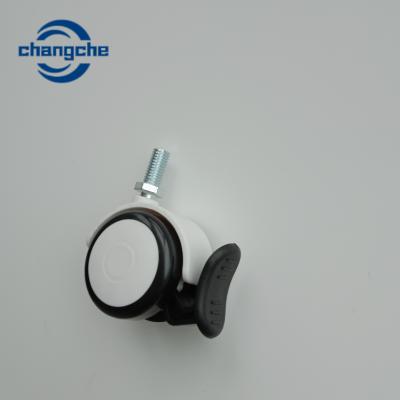 China 3 polegadas gerenciem sobre um eixo categoria médica da roda de borracha termoplástico gêmea do rodízio do plutônio das rodas à venda