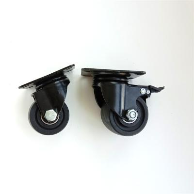 中国 Non-Threaded Roller Wheel Casters with Chrome Finish Black Wheel Color 販売のため