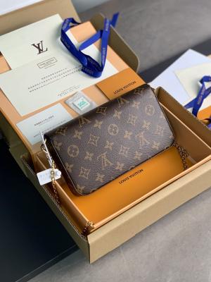 China Mini forro fúcsia do LV Felicie Pochette Monogram Bag Wallet à venda