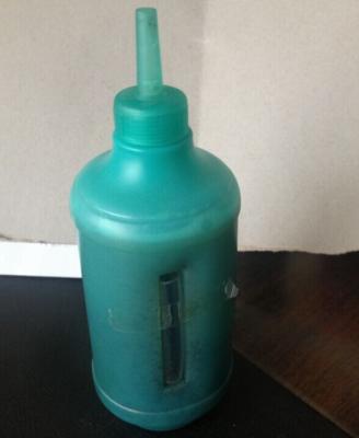 Cina Sigillante automatico liquido preventivo della gomma dei prodotti di cura di puntura conveniente in vendita