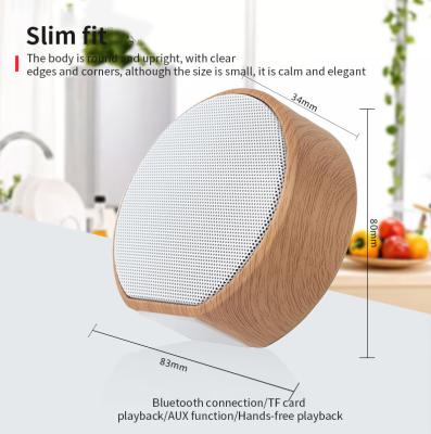 China ODM Outdoor Bluetooth Speakers , Mini Wireless Speaker BT4.2 6 Hours Playing Time for sale