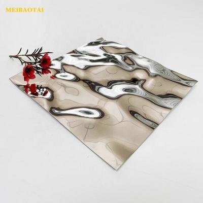 China a folha de aço inoxidável 3D da ondinha da água do espelho 8k grava o painel de aço inoxidável à venda