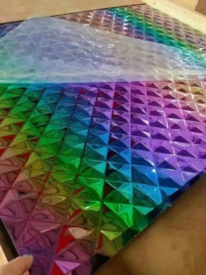 China Rainbow Color Stamped Diamond Stainless Steel Sheet Water Ripple Decoration Plate Te koop