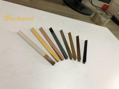 Chine Équilibre de finition de tuile d'acier inoxydable de miroir d'or pour la norme faisante le coin de gigaoctet de profil en métal à vendre
