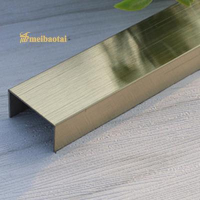 China Champagne Gold Plating 304 Stainless Steel Tile Trim JIS Standard For Wall Decorative for sale
