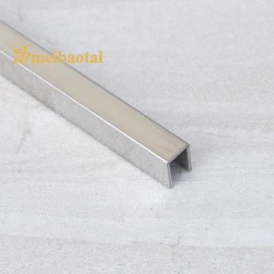 China Mirror Stainless Steel Round Edge Tile Trim U6 X 2438mm 200HV Hardness for sale