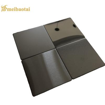 Chine La plaque d'acier inoxydable de finition du miroir SUS304, 2000mm solides solubles a coloré la feuille à vendre