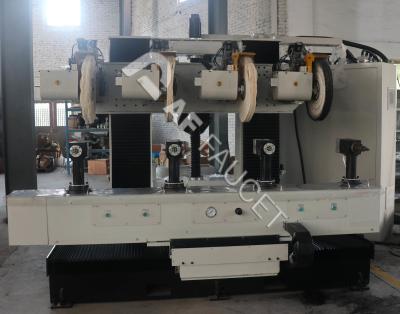 Chine 4400 X 3400 X 2800MM Machine de polissage CNC Machine automatique de polissage des métaux pour les poignées de métal à vendre