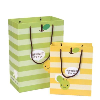 China Personalised Printed Takeaway Paper Bag Tote With Handle for sale