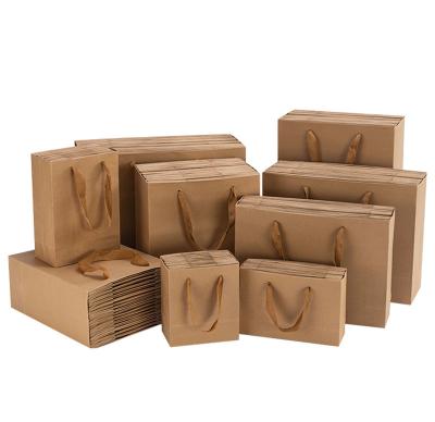 Chine Sac à provisions en carton recyclable pour vêtements Kraft Sac à emporter marron à vendre