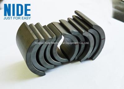 Cina Magnete permanente del servomotore della ferrite nera dell'arco per la pompa idraulica in vendita