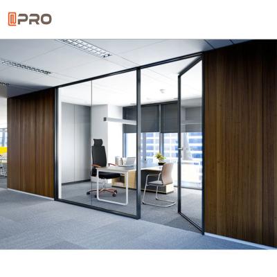 China 12mm Modern Office Partitions Metal Frame Glass Wall Partition Room Divider for sale