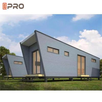China Travel Tiny Prefab House On Wheels Resort Prefabricated Wooden Trailer Homes for sale