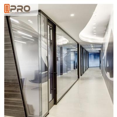 China Transparent Modular Office Partition , Tempered Glass Tall Office Partitions for sale