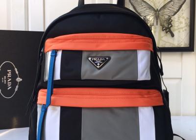 Chine Sac à dos de luxe de marque de couleurs communes, sac à dos en nylon de sport de 29cm à vendre
