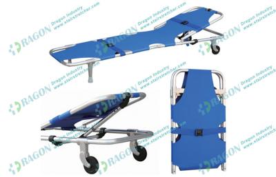 China 186 * 51 * 25cm Hospitals Sports Foldaway stretcher with two castors and safety belts for sale