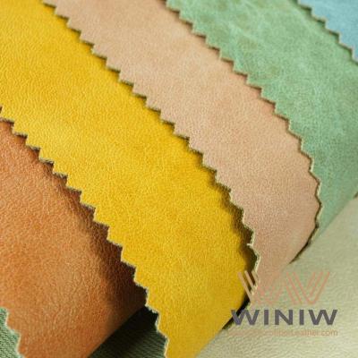 China Enviando a tela de couro do poliéster material de couro imediatamente melhor para o material dos revestimentos à venda