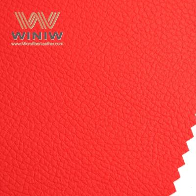 China Rood Micro PU-materiaal Auto leer trimstof voor stoelbedekkingen Te koop
