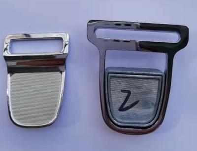 Китай Краска порошка частей металла заливки формы сплава цинка изготовленная на заказ поверхностная для товаров металла чемодана продается