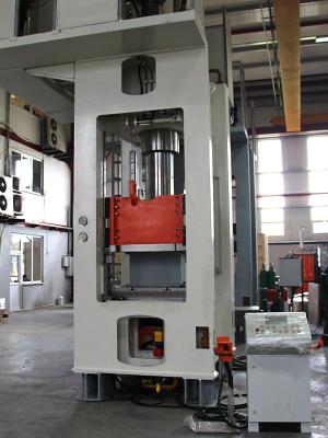 China LPG Cylinder Deep Drawing Process Machine Operation 8 Seconds 500mm/Sec for sale