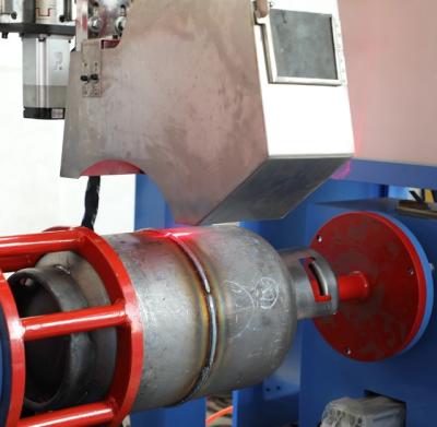 China Diámetro circunferencial automático completo 300m m de la soldadora del cilindro del LPG en venta