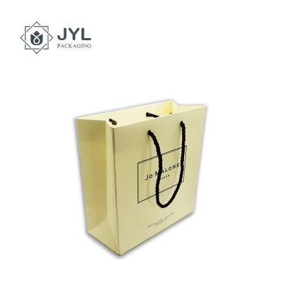 China Multipurpose Cardboard Cosmetic Paper Bag For Perfume RoHs Ultralight for sale