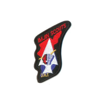 China Ironing Backing Embroidered Badges For Clothes Merrowed Border for sale