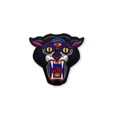 China Multi Color Clothing Embroidered Patches Twill Logo Applique Heat Transfer for sale