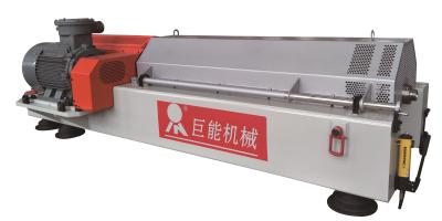 中国 Fruit Juice Clarification Decanter Centrifuge Separator For Pulp Fiber Dewatering 販売のため