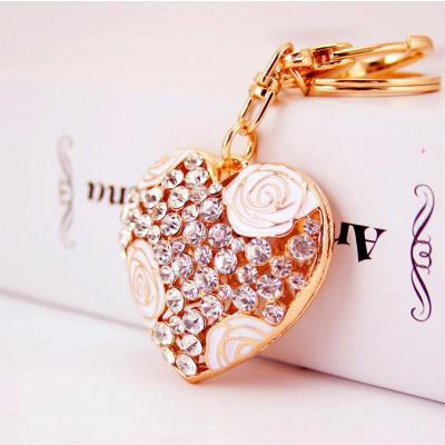 China Heart Shaped Key Chain Ornaments 1.3 Inch Wide Crystal Irregular for sale