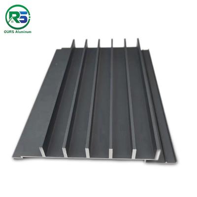 China La hoja de aluminio decorativa de los paneles de pared del metal forma la perforación del CNC de 3m m en venta