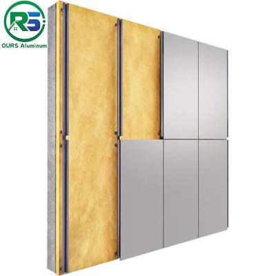中国 Fireproof Corrugated Aluminum Wall Panels Custom Color Thickness 20mm​ 販売のため