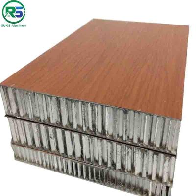 China Modern Aluminum Honeycomb Panels With Fluorocarbon Spraying 30MM Thickness for sale