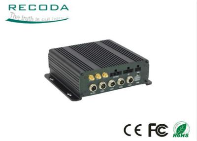 中国 M610小型の4カメラ車DVR 4チャネルHD 720P SDカード開始の制動機の録音 販売のため