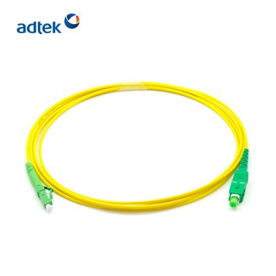 Китай Симплексный гибкий провод LC волокна одиночного режима E2000 к прыгуну кабеля соединителя SC продается