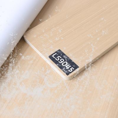 Chine Le bois solide de grain en bois de largeur de la décoration intérieure 1.22m plaquent le panneau de mur de PVC à vendre